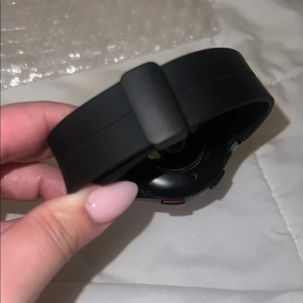 Samsung Galaxy 45MM Black Smartwatch with LTE and GPS with 20mm rubber strap